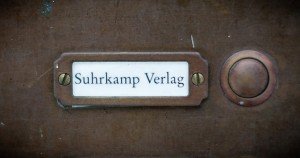 Suhrkamp Verlag Klingelschild